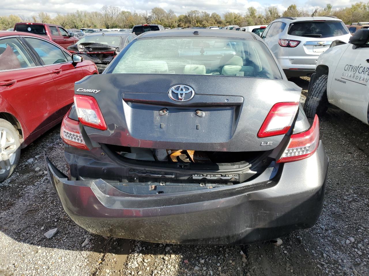 2010 Toyota Camry - Image 6