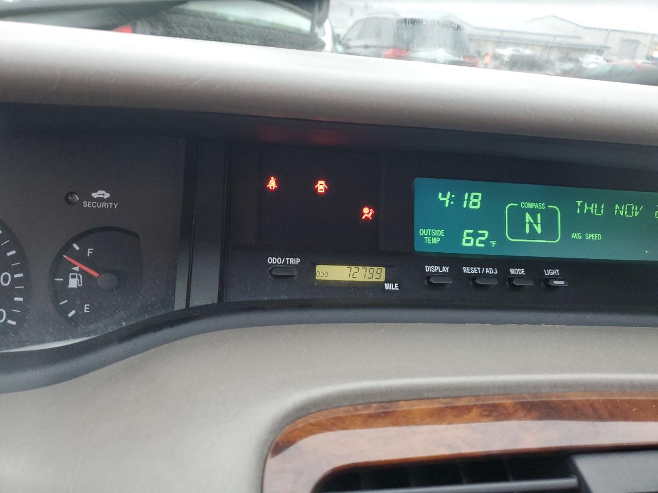 2003 Toyota Avalon - Image 9
