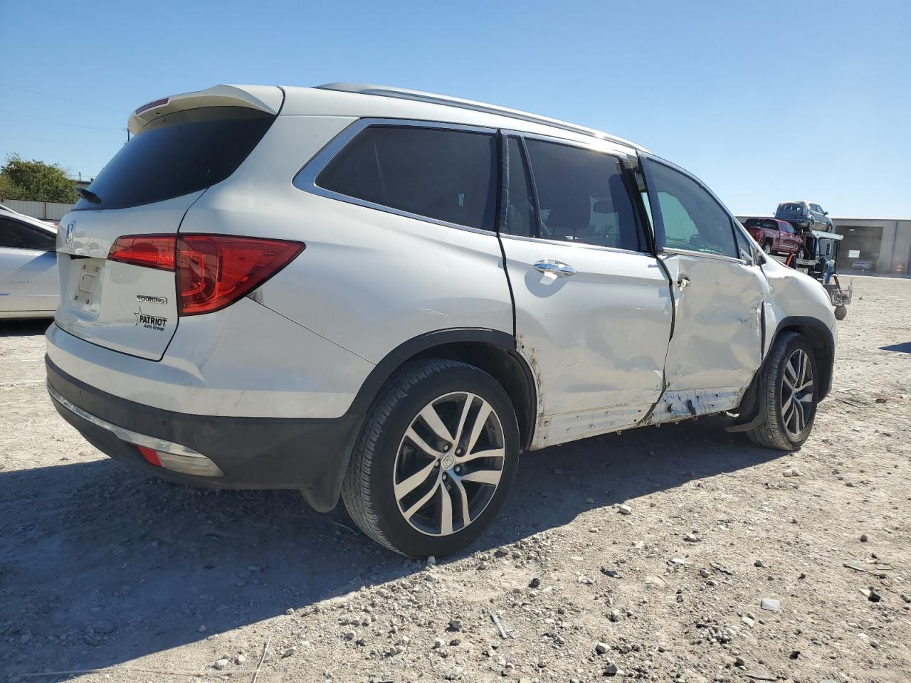 2017 Honda Pilot - Image 3