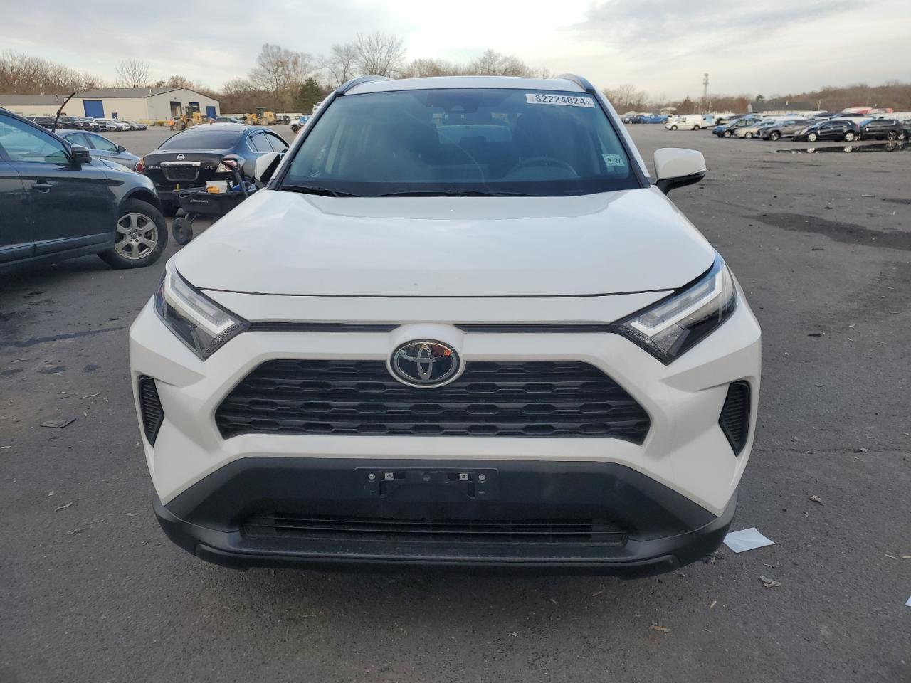 2022 Toyota RAV 4 - Image 5