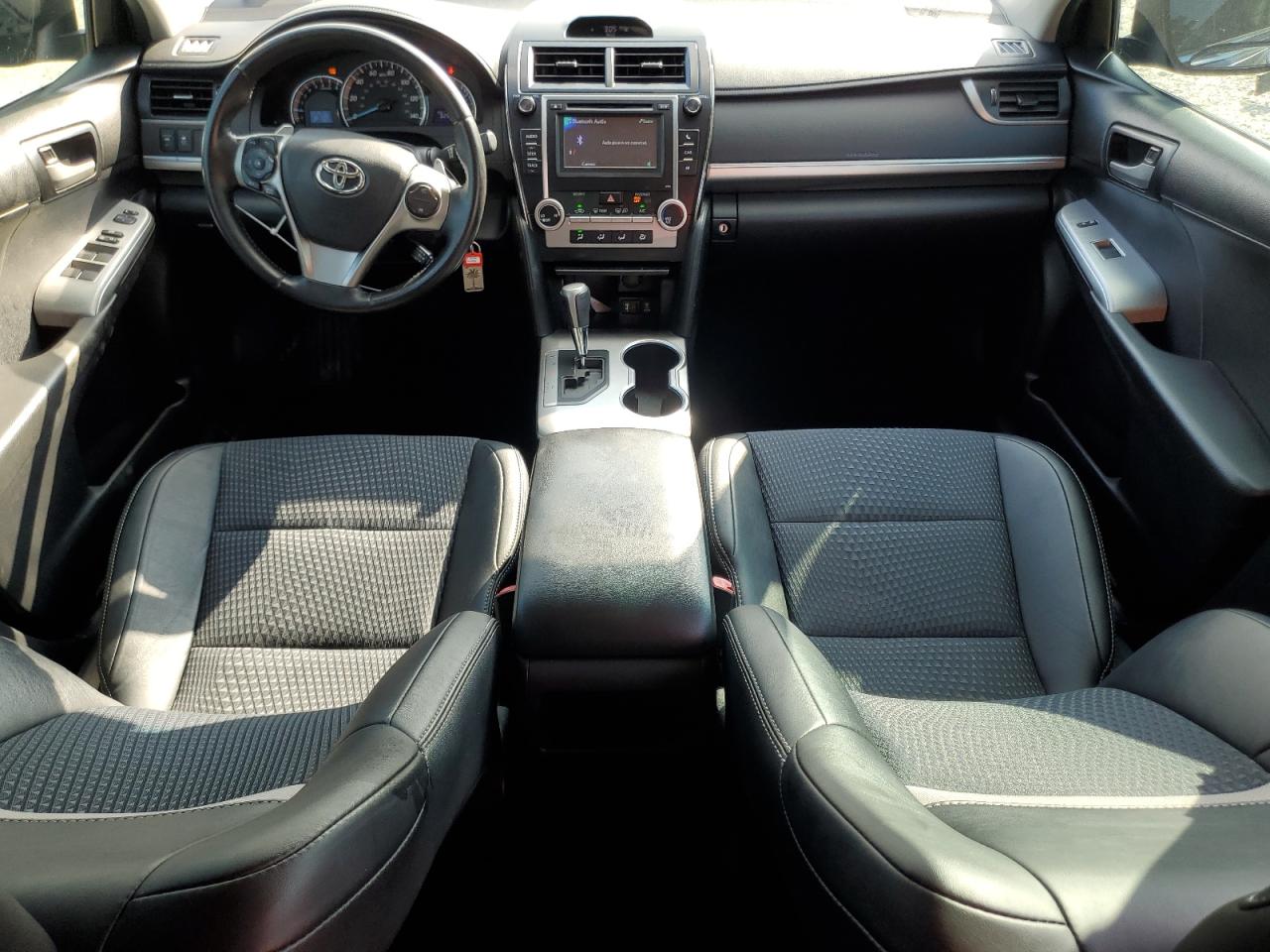 2014 Toyota Camry - Image 8