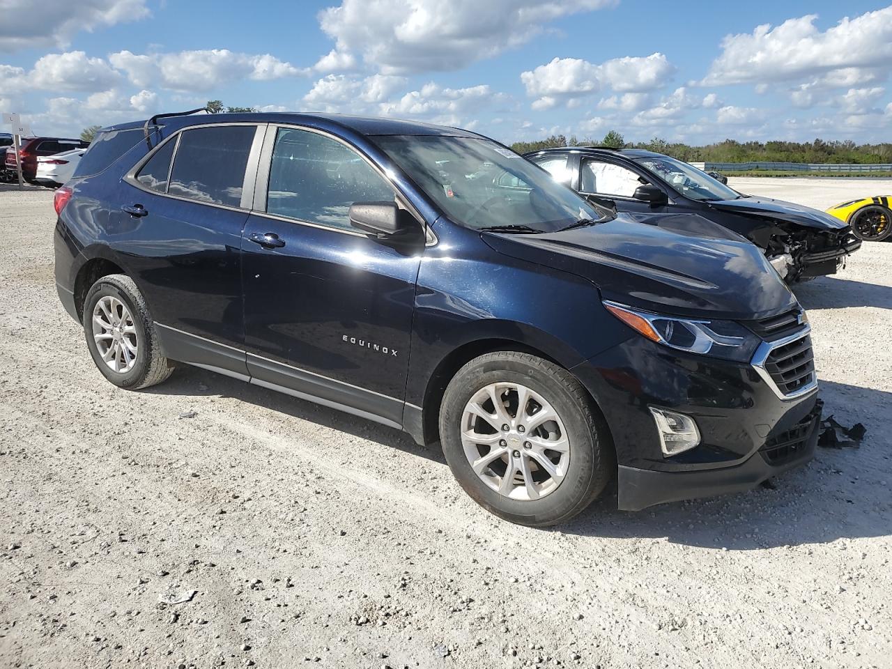 2020 Chevrolet Equinox - Image 4