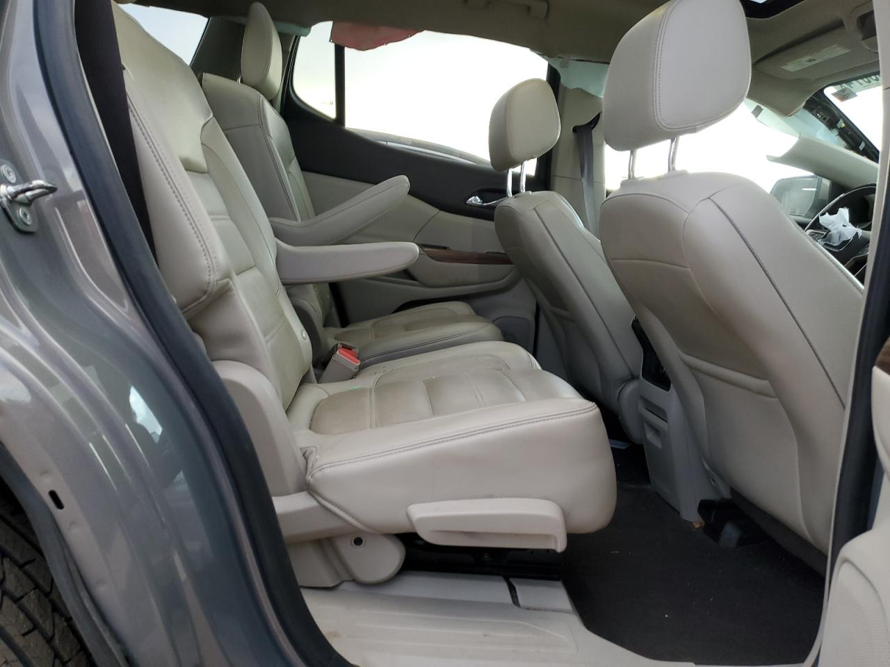 2019 GMC Acadia - Image 11
