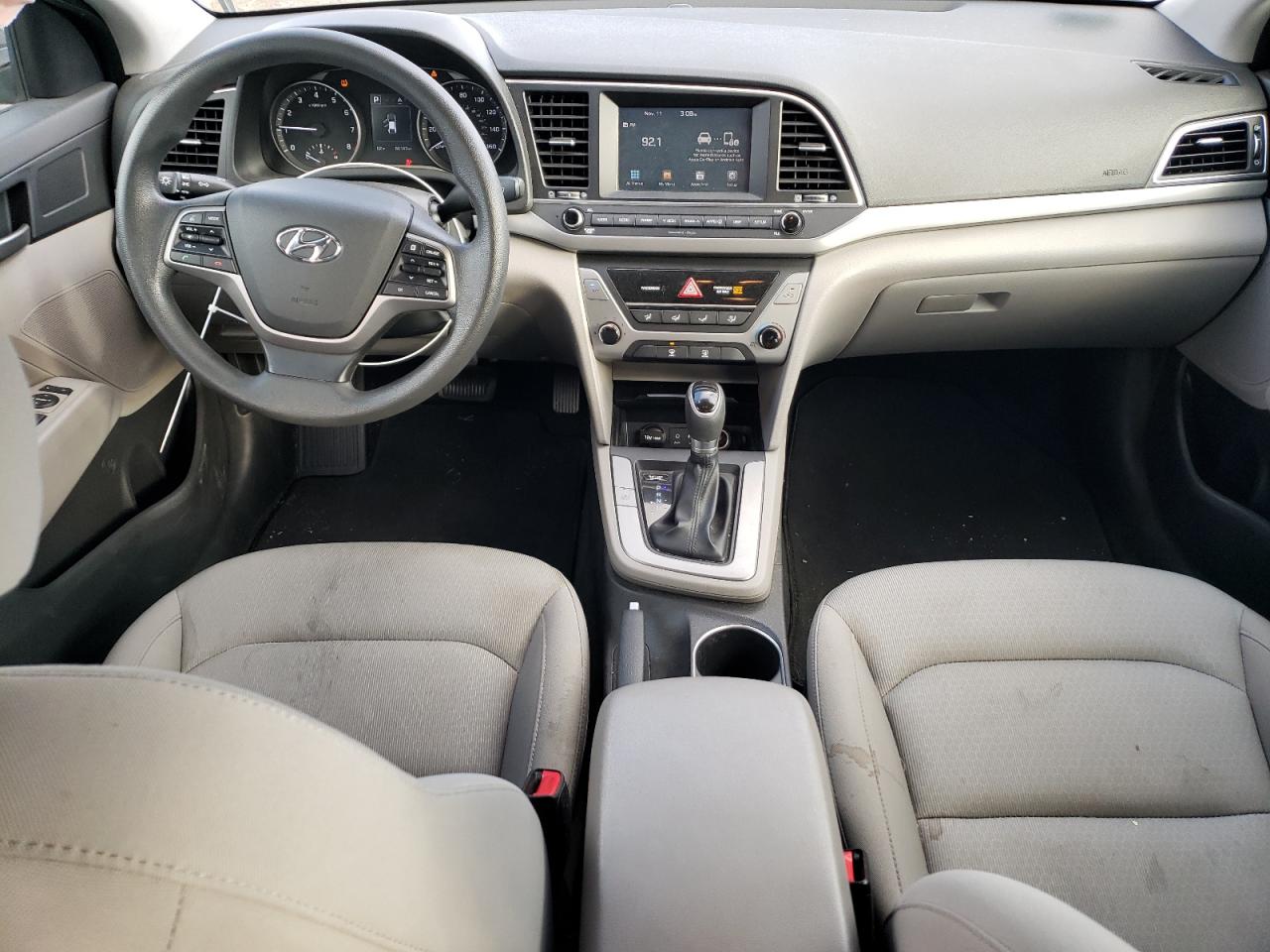 2018 Hyundai Elantra - Image 8