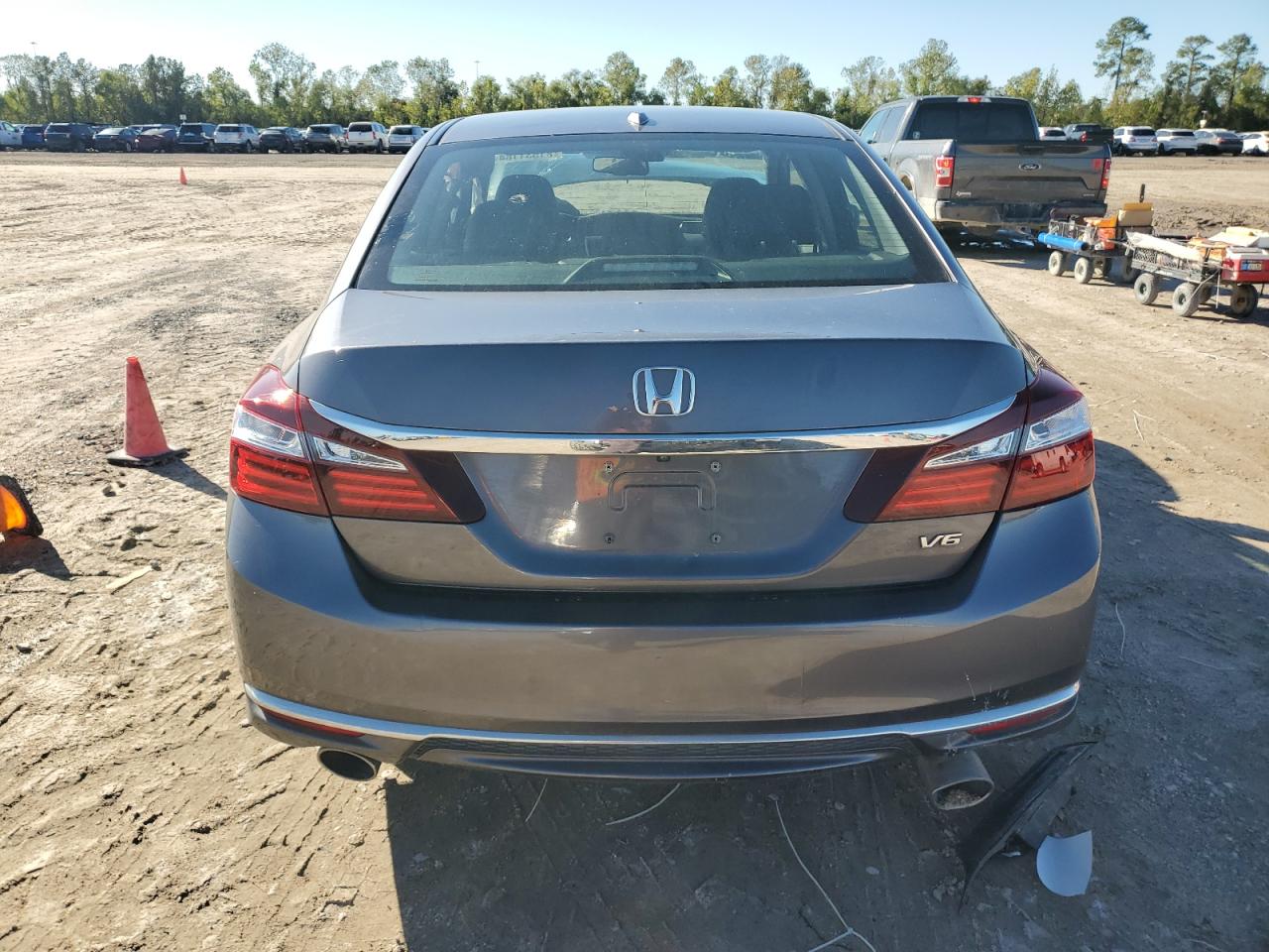 2017 Honda Accord Exl VIN: 1HGCR3F04HA042478 Lot: 81531184