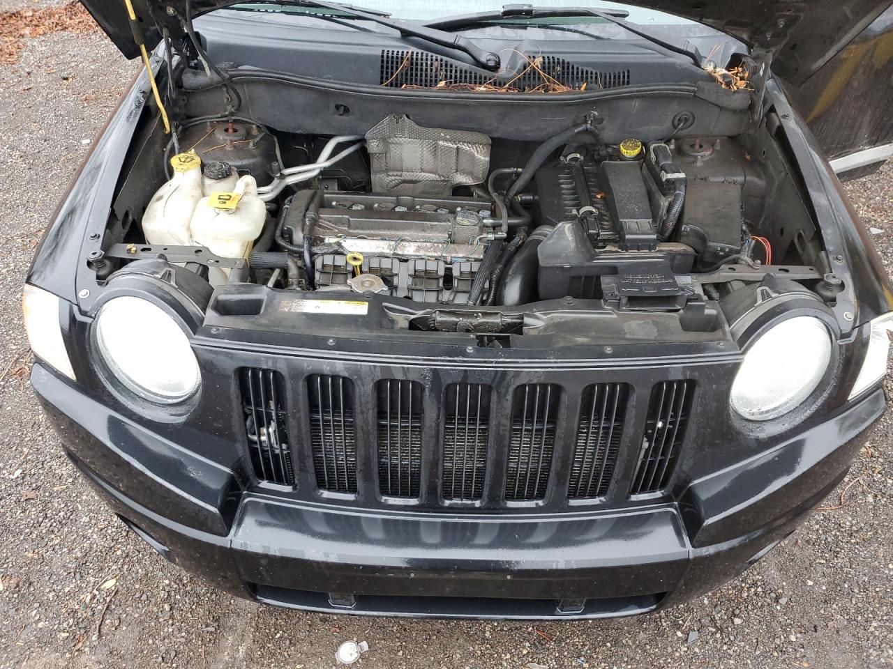 2009 Jeep Compass - Image 12
