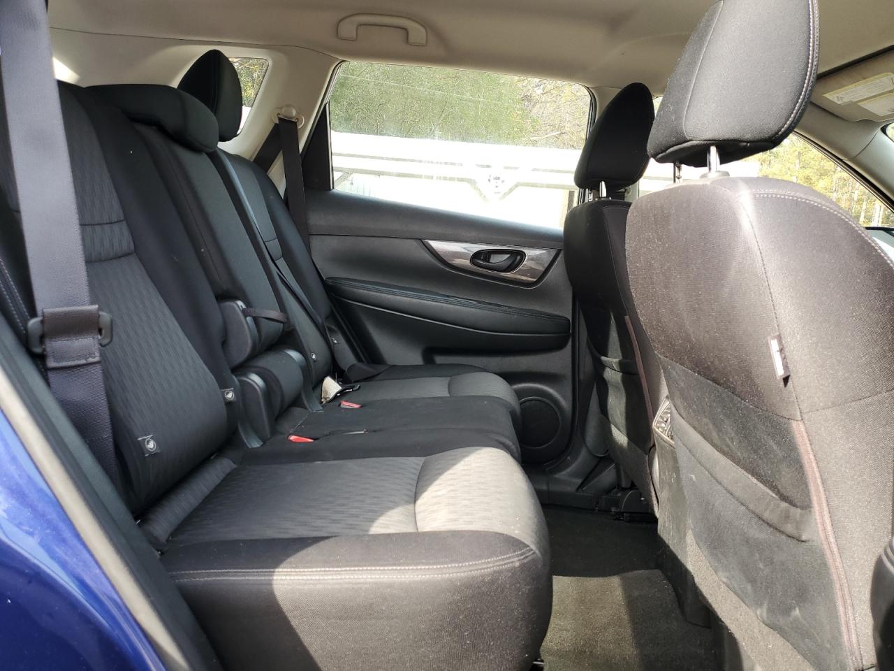 2019 Nissan Rogue - Image 11