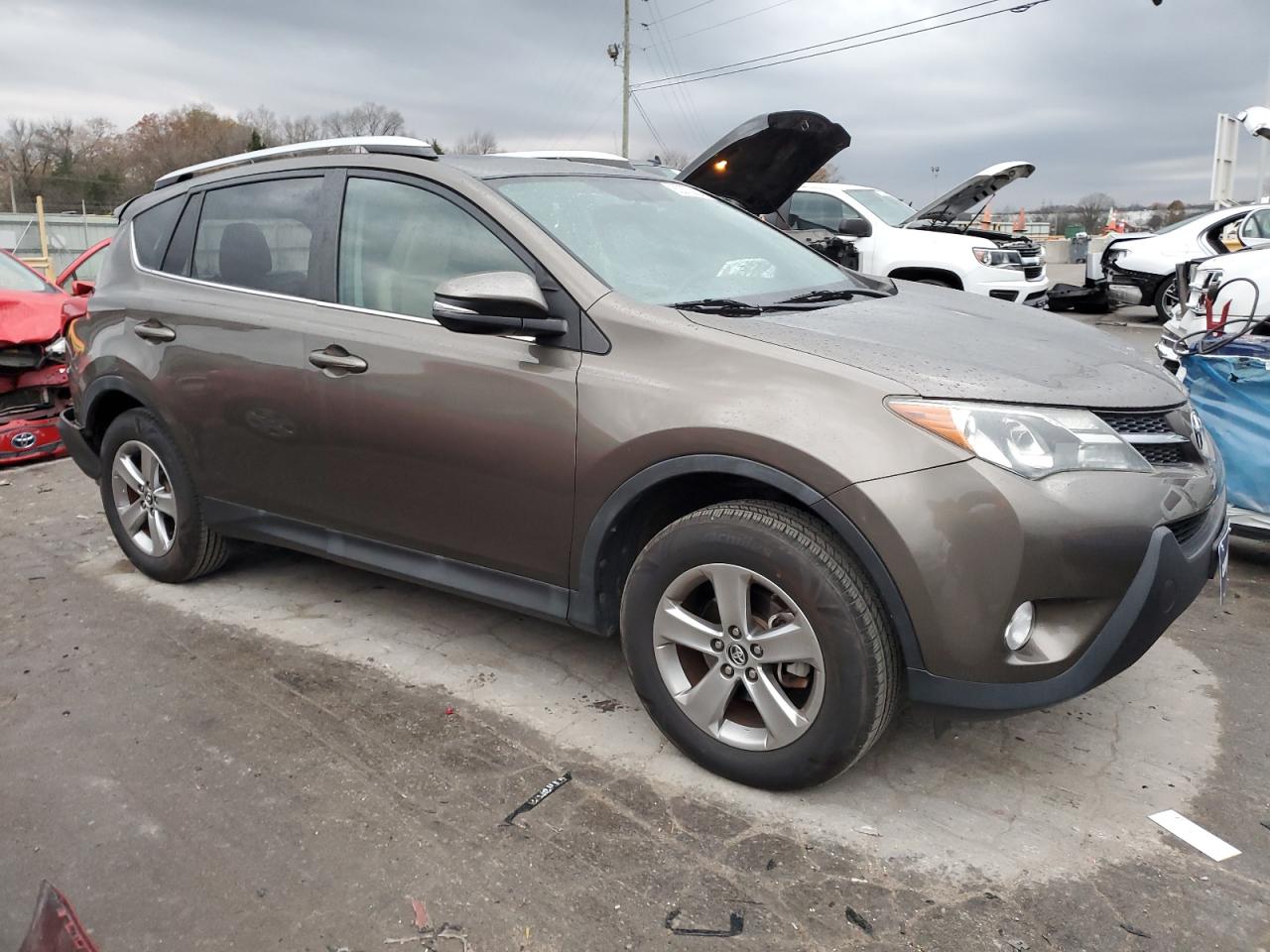 VIN 2T3WFREV6FW175844 2015 TOYOTA RAV4 no.4