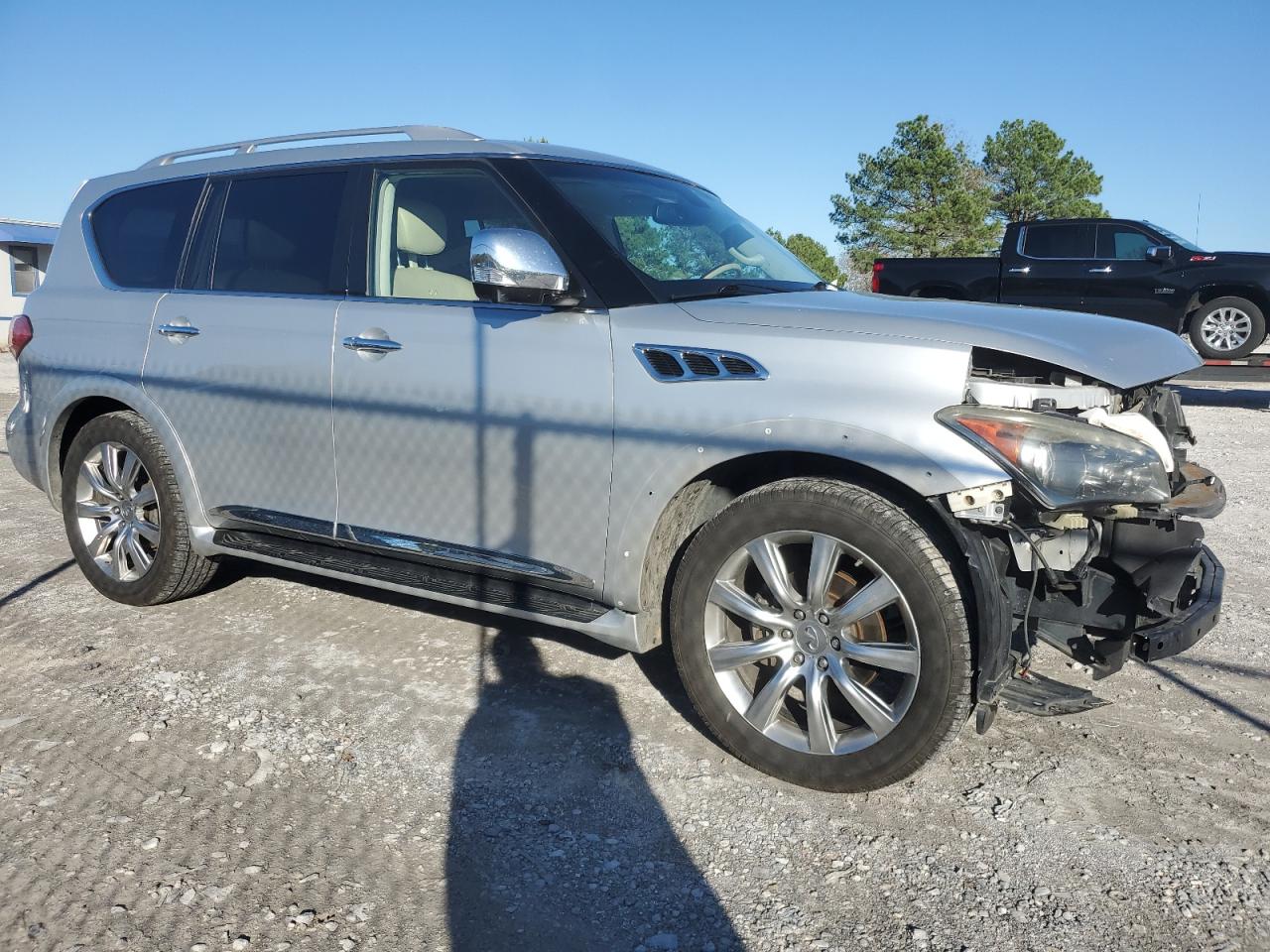 2012 Infiniti QX56 - Image 4