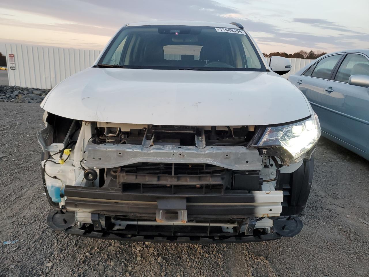 2018 Mitsubishi Outlander - Image 5
