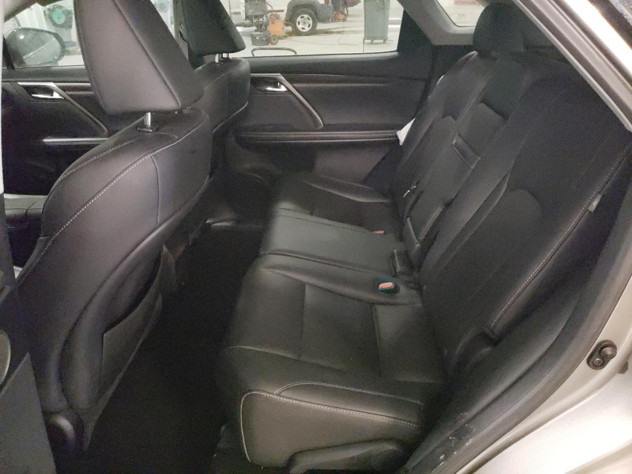2020 Lexus RX - Image 11