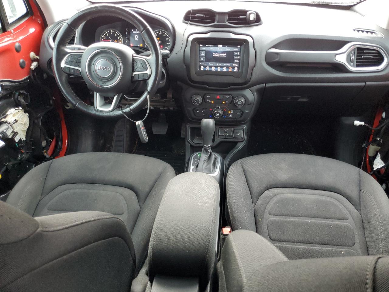 2018 Jeep Renegade - Image 8