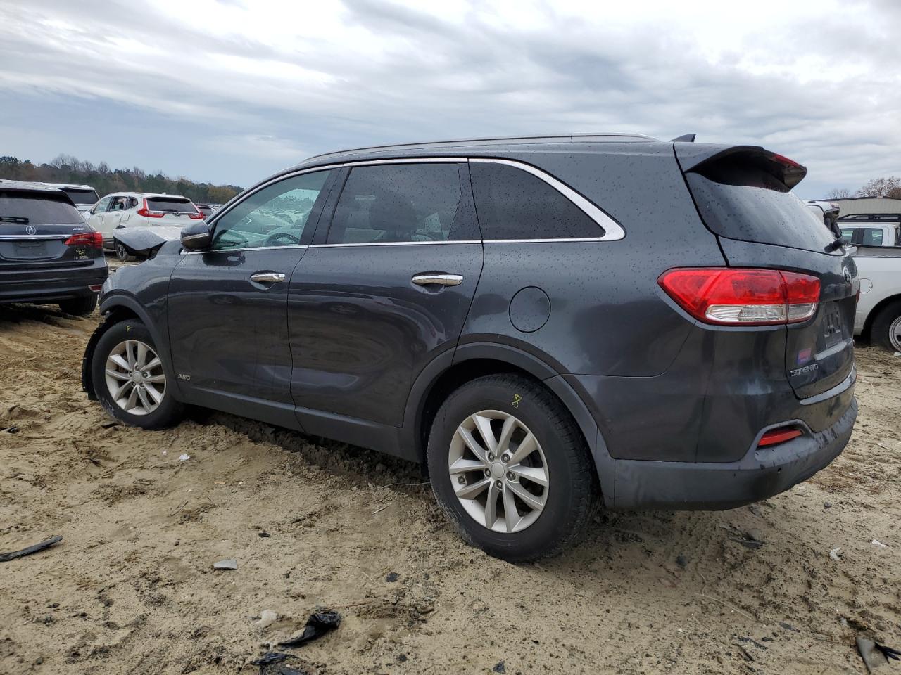 2018 Kia Sorento - Image 2