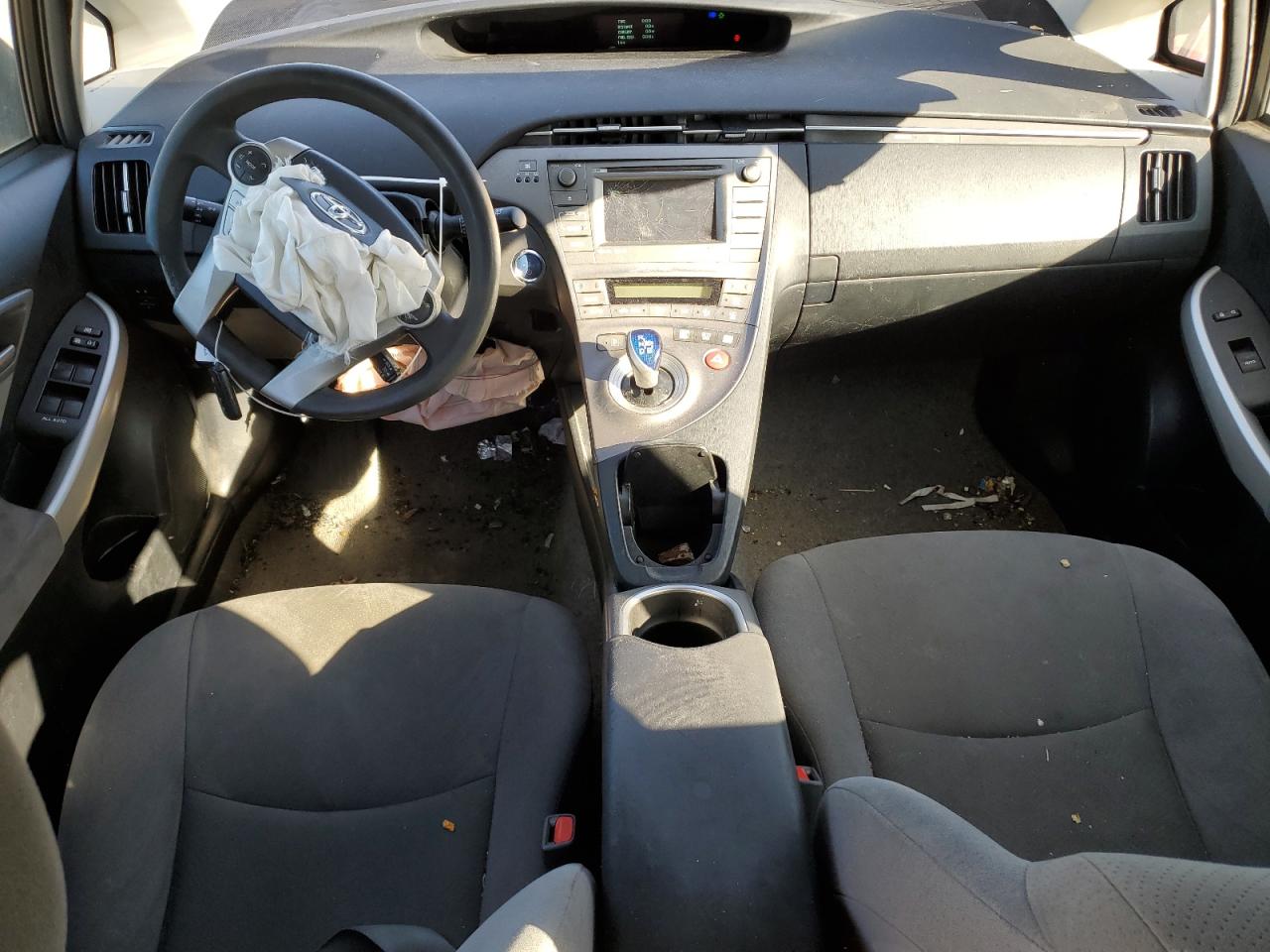 2015 Toyota Prius - Image 8