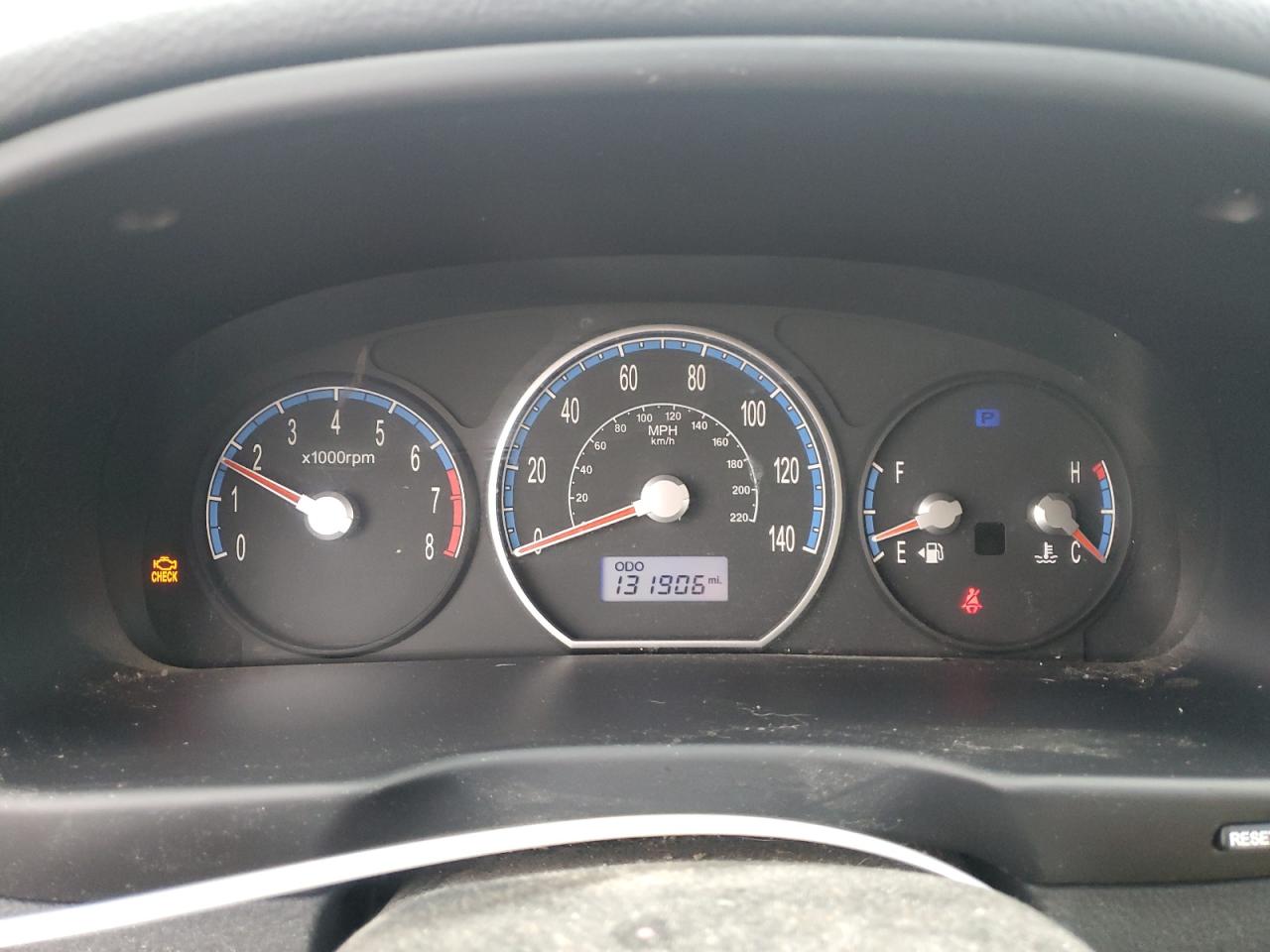 2009 Hyundai Santa Fe - Image 9