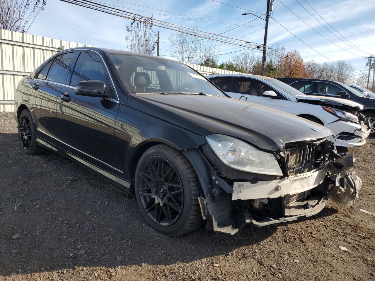 VIN WDDGF8AB4DR244530 2013 MERCEDES-BENZ C-CLASS no.4