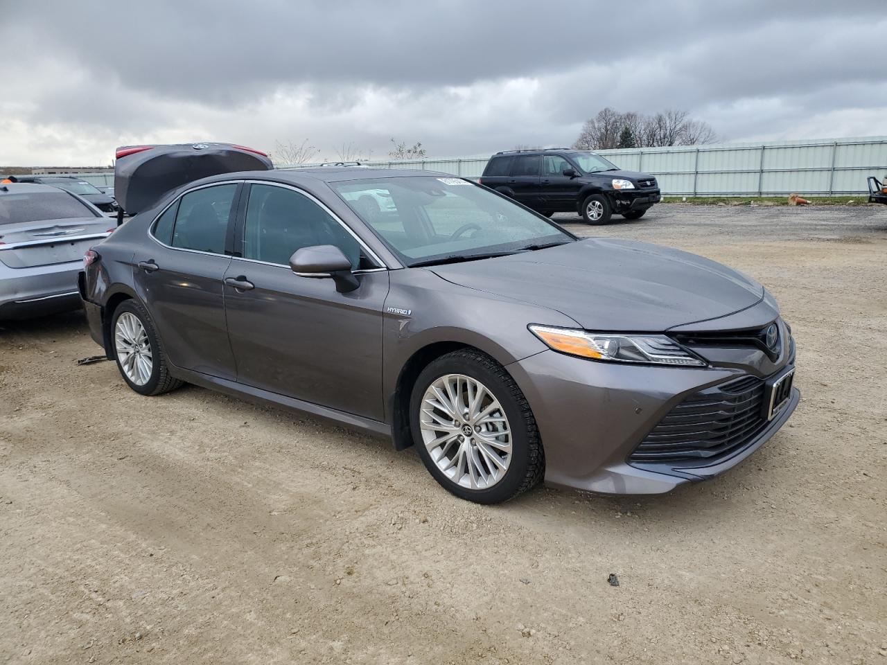 2019 Toyota Camry - Image 4