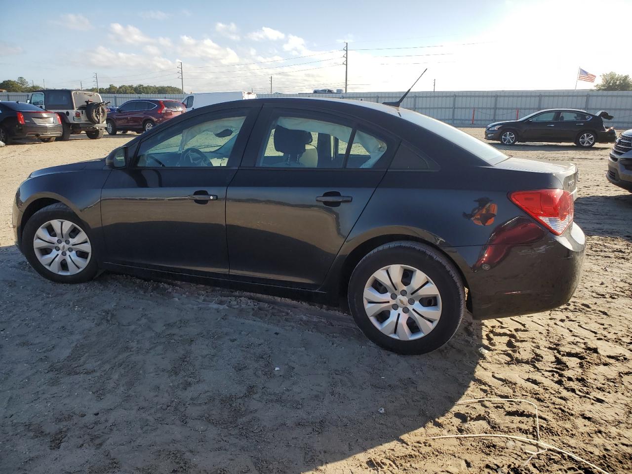 2014 Chevrolet Cruze - Image 2