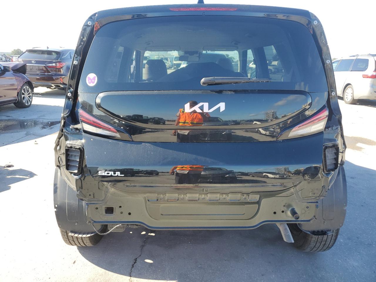 VIN KNDJ23AU5R7239887 2024 KIA SOUL no.6