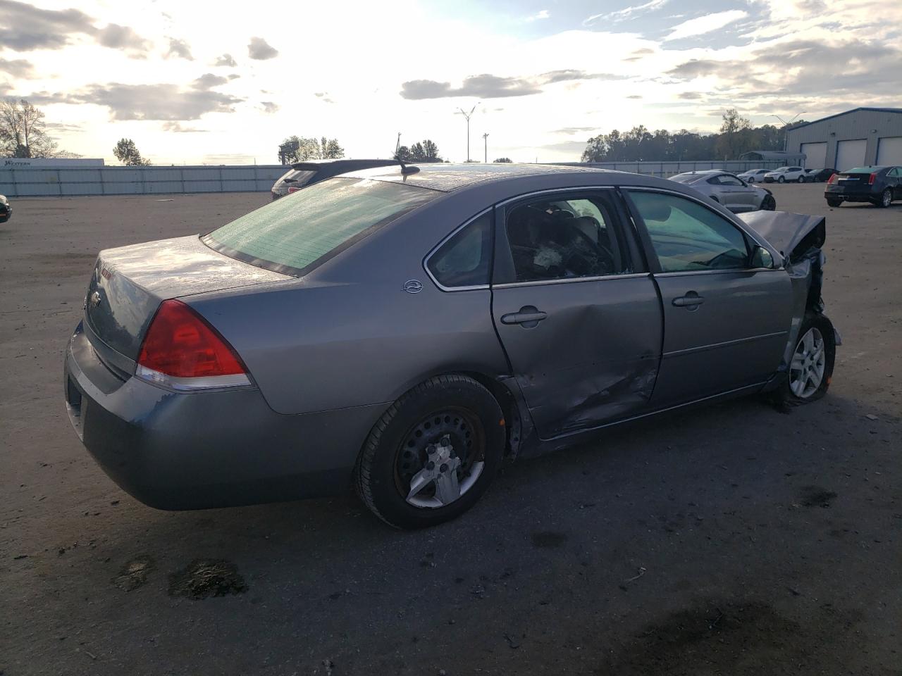 2006 Chevrolet Impala - Image 3