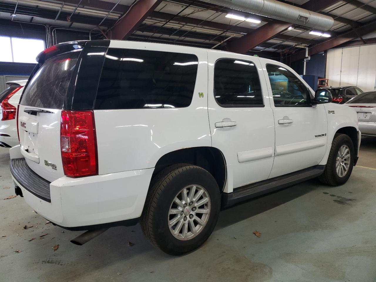 2009 GMC Yukon - Image 3