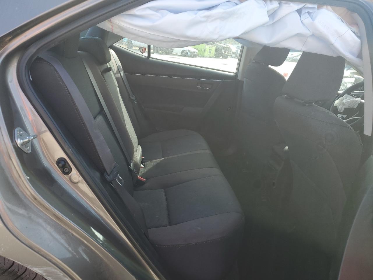 2017 Toyota Corolla - Image 10