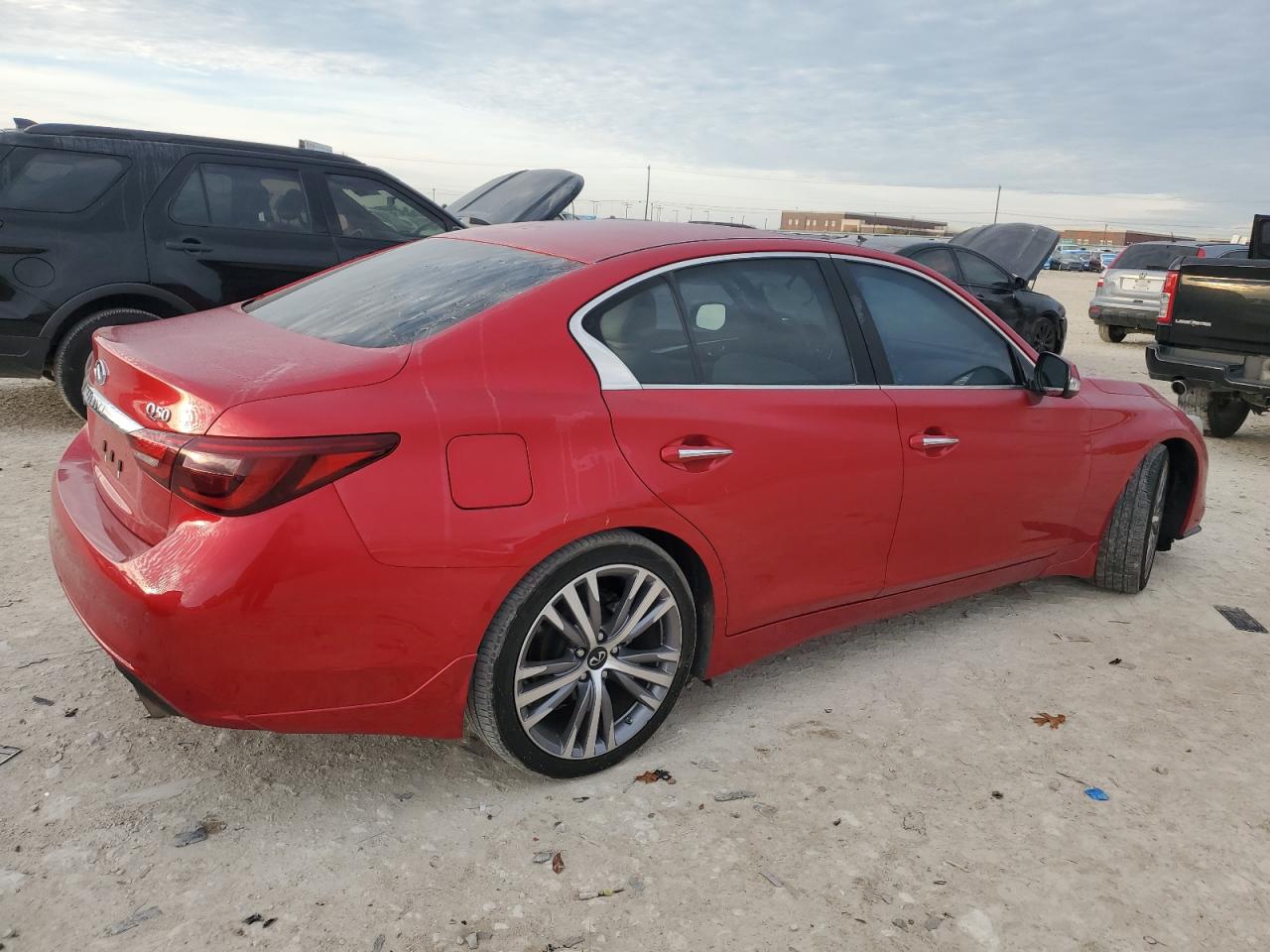 VIN JN1EV7CP9NM310708 2022 INFINITI Q50 no.3