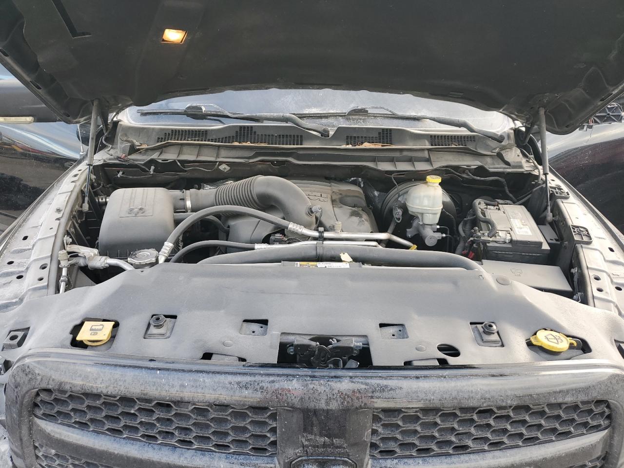 2016 RAM 1500 - Image 13