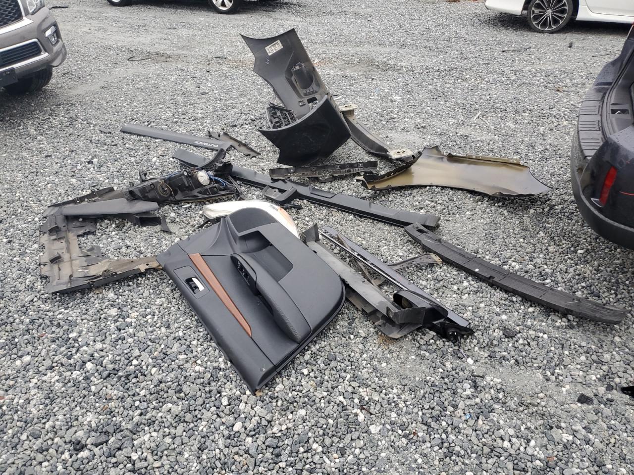 2013 Subaru Outback - Image 13