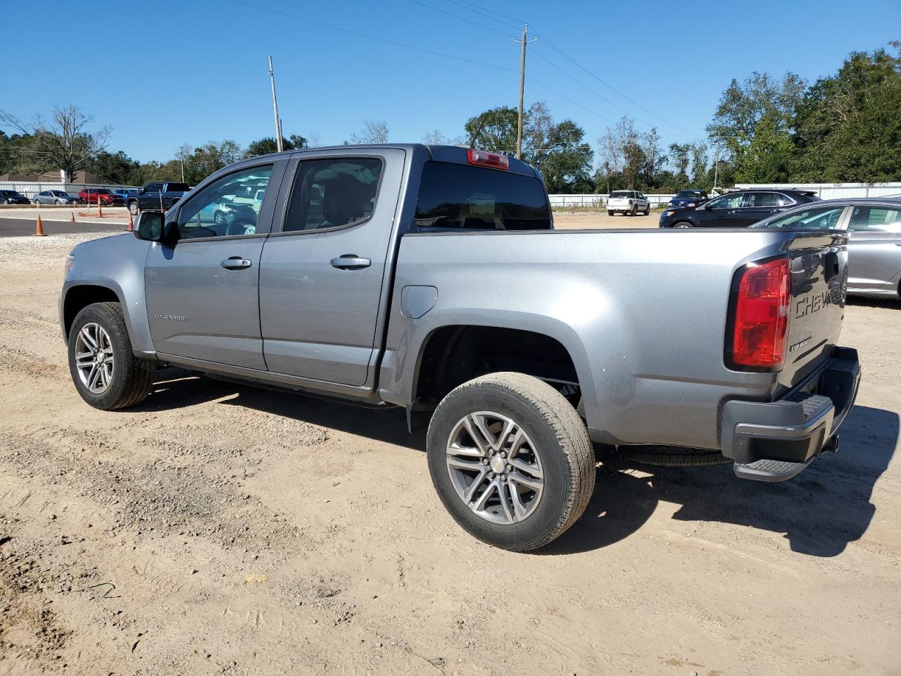 VIN 1GCGSBEN5M1250035 2021 CHEVROLET COLORADO no.2