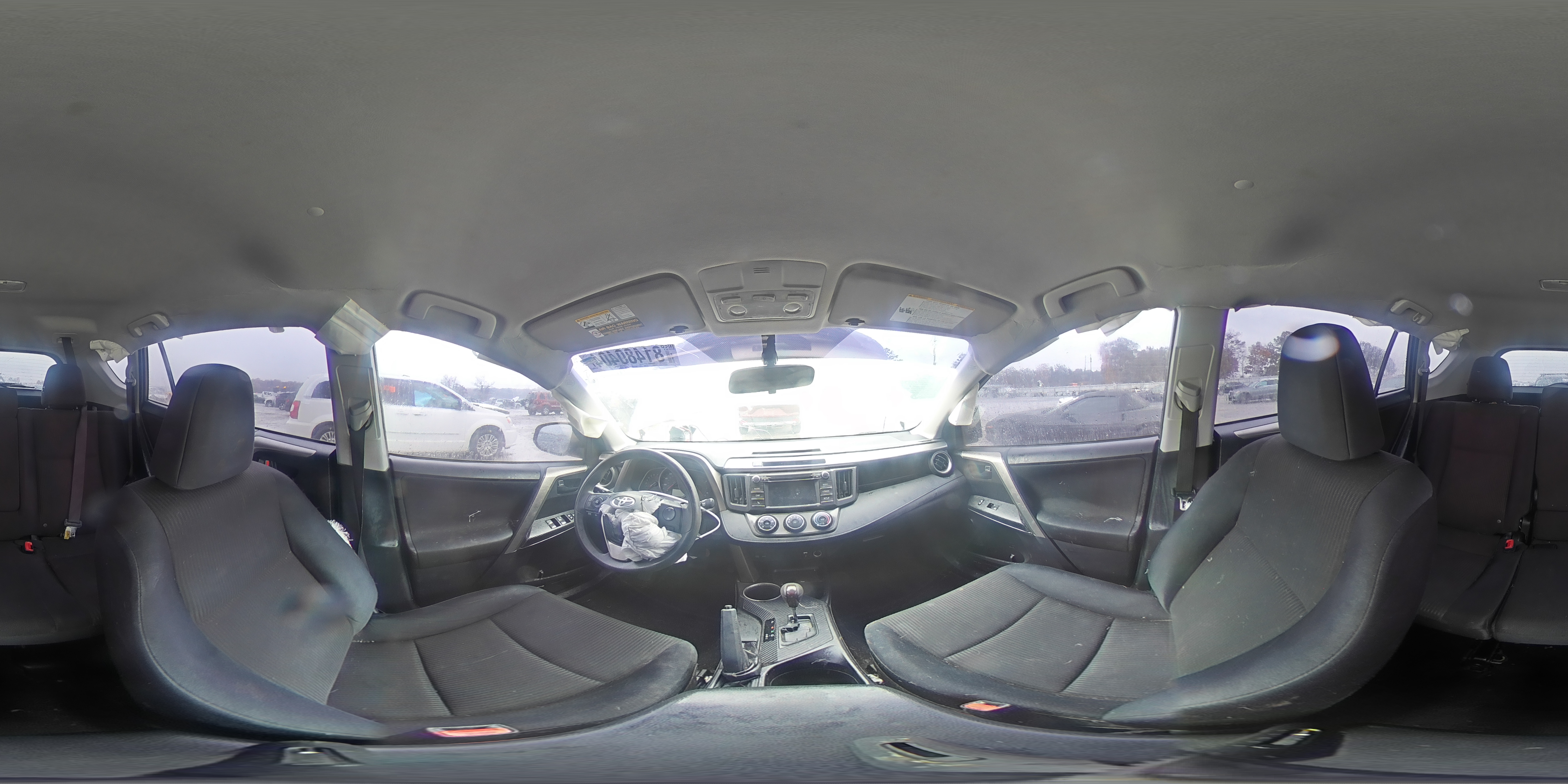 2015 Toyota RAV 4 - Image 13