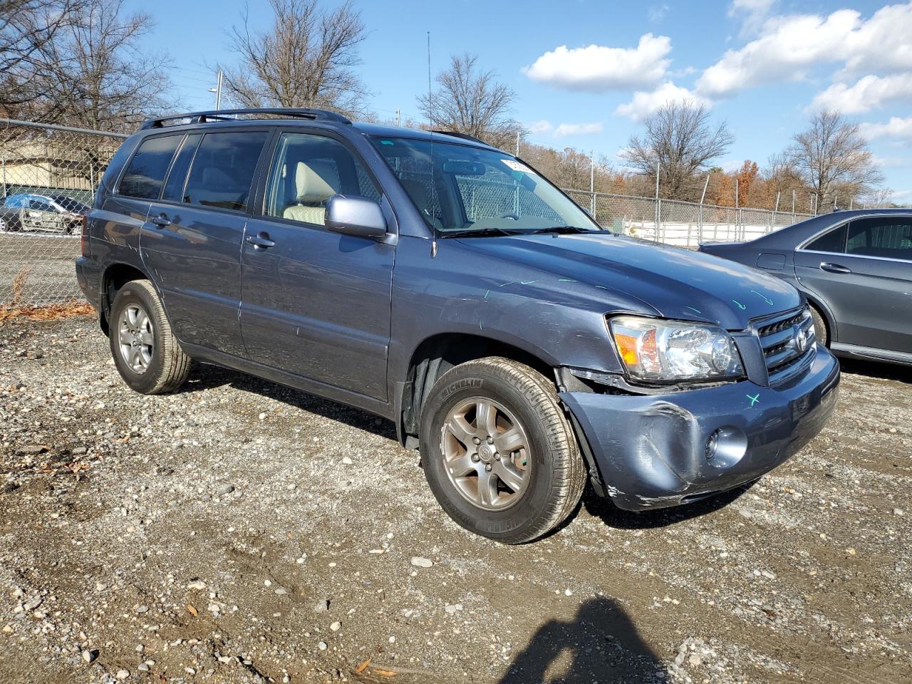 2005 Toyota Highlander - Image 4