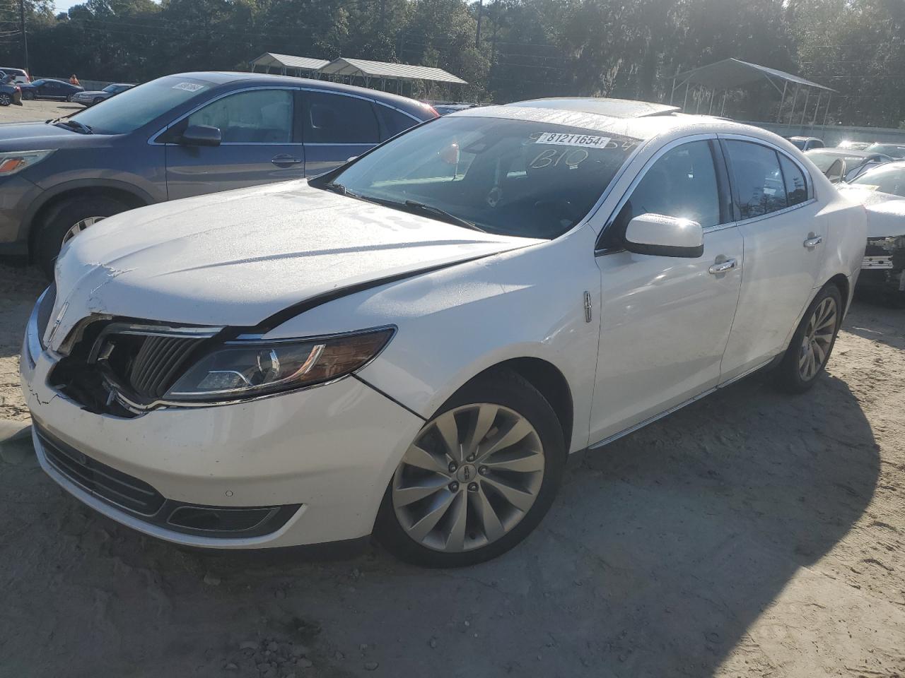 VIN 1LNHL9DK8DG608397 2013 LINCOLN MKS no.1