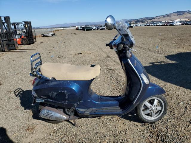 2009 Vespa Lx 150 na sprzedaż w American Canyon, CA - Side