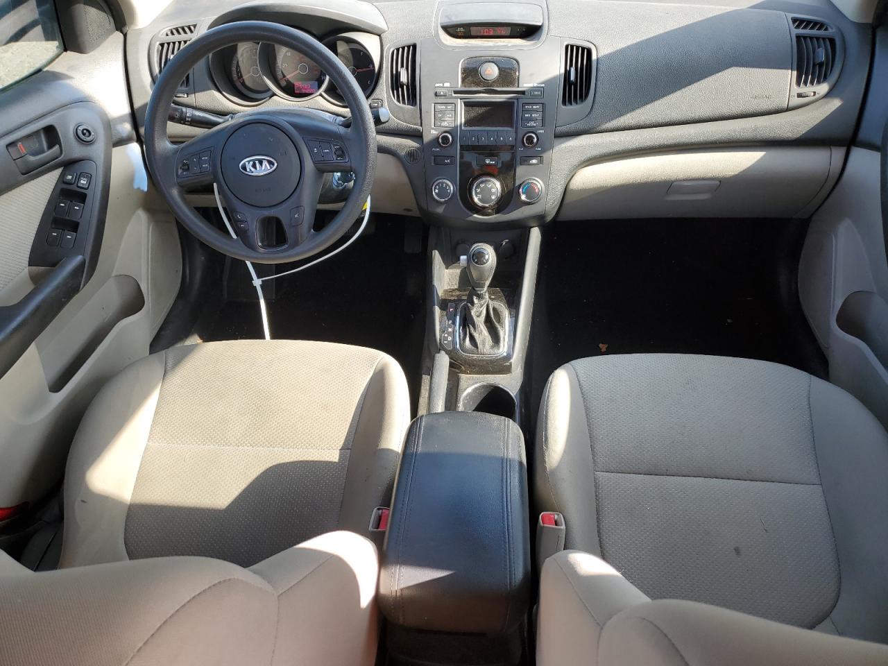 2012 Kia Forte - Image 8
