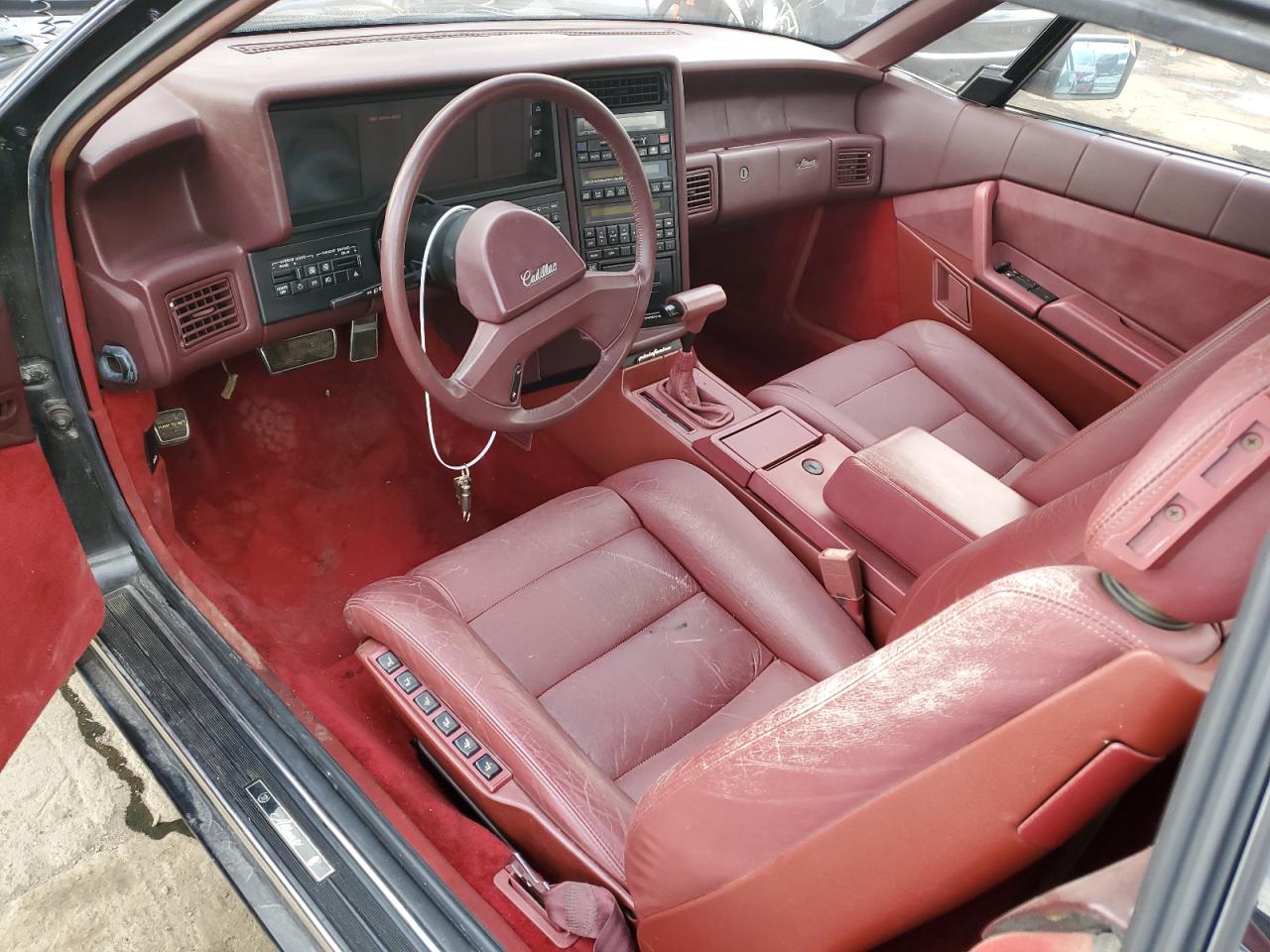 1989 Cadillac Allante VIN: 1G6VR318XKU102454 Lot: 79888084