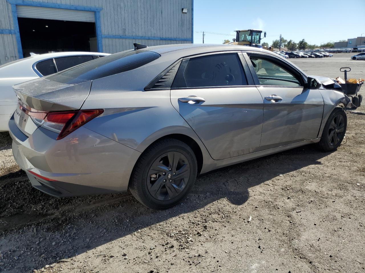 2021 Hyundai Elantra - Image 3