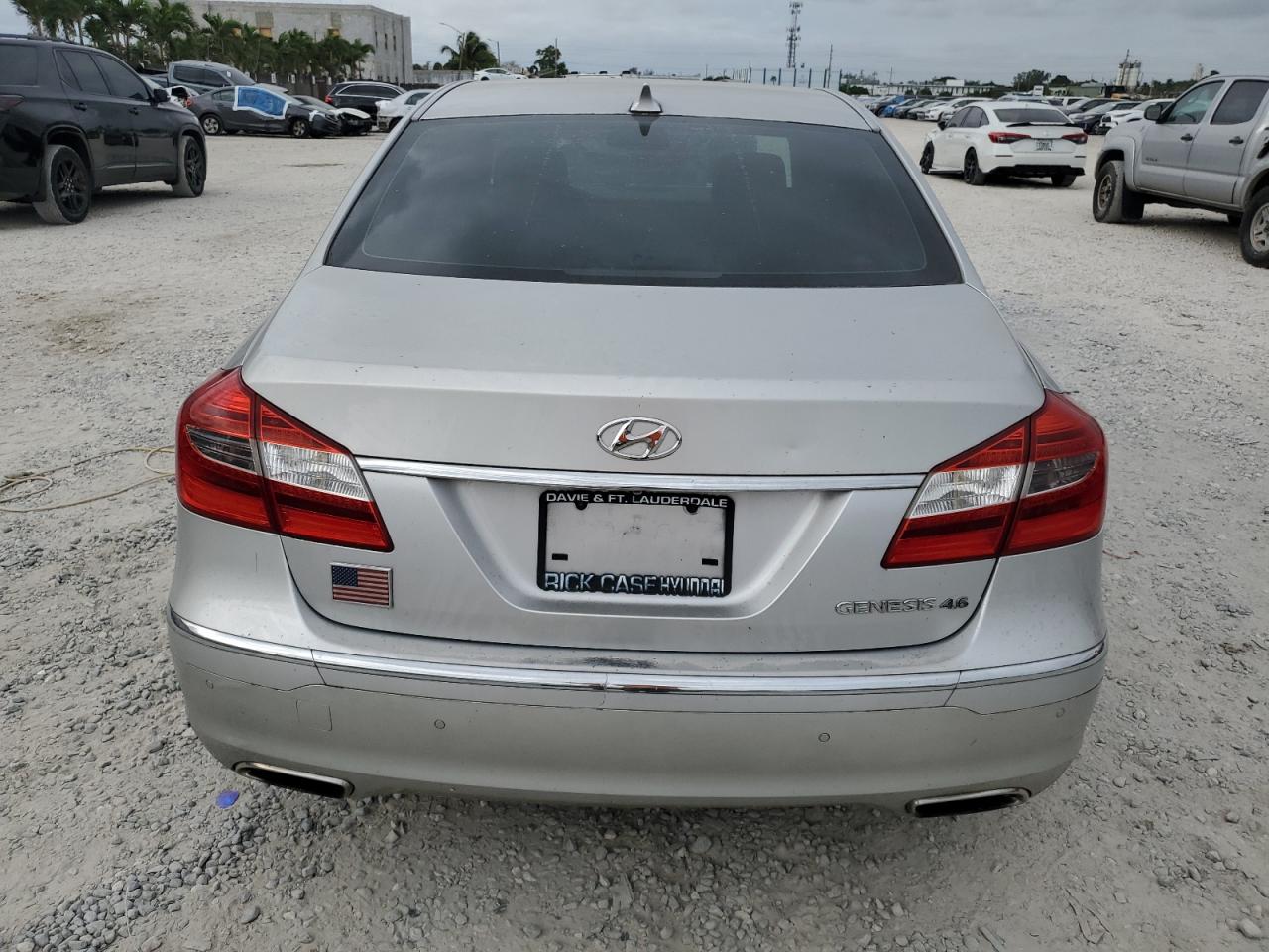 2012 Hyundai Genesis 4.6L VIN: KMHGC4DF8CU203870 Lot: 81793454