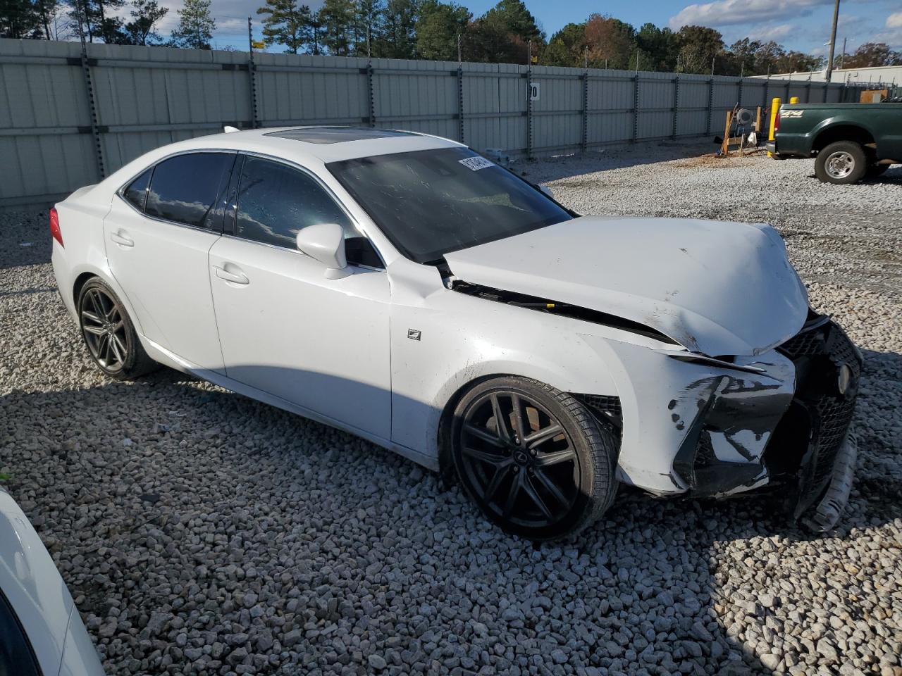 2018 Lexus IS - Image 4