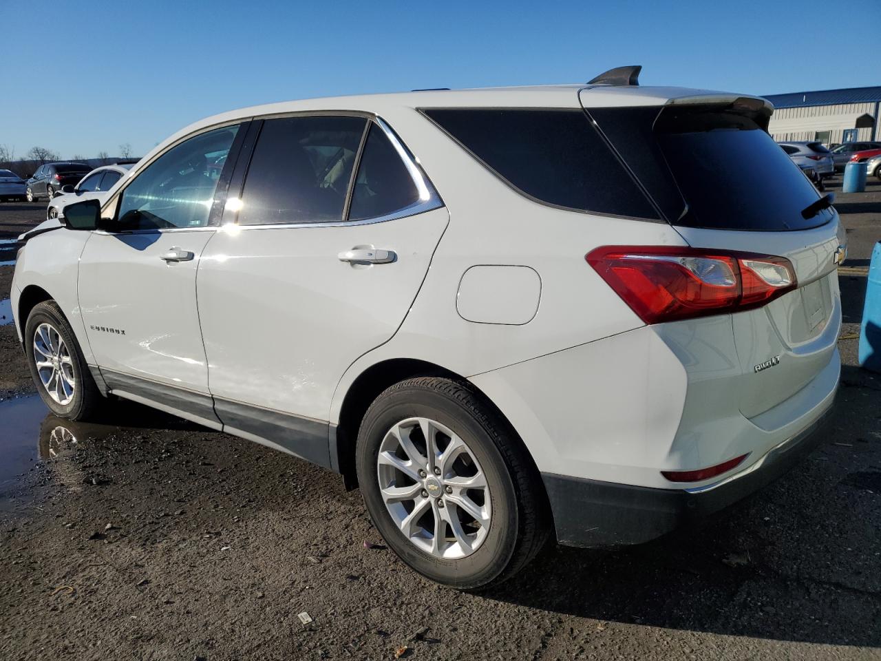 2019 Chevrolet Equinox - Image 2