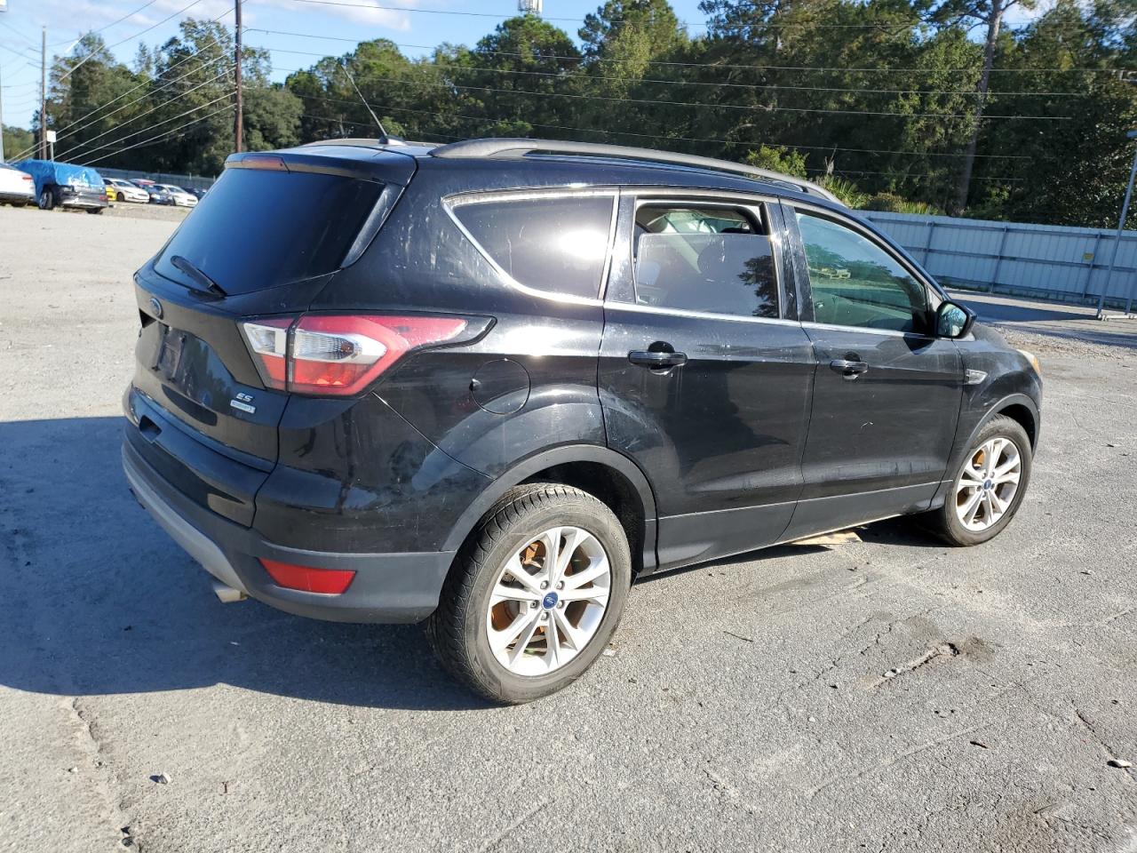 2017 Ford Escape - Image 3
