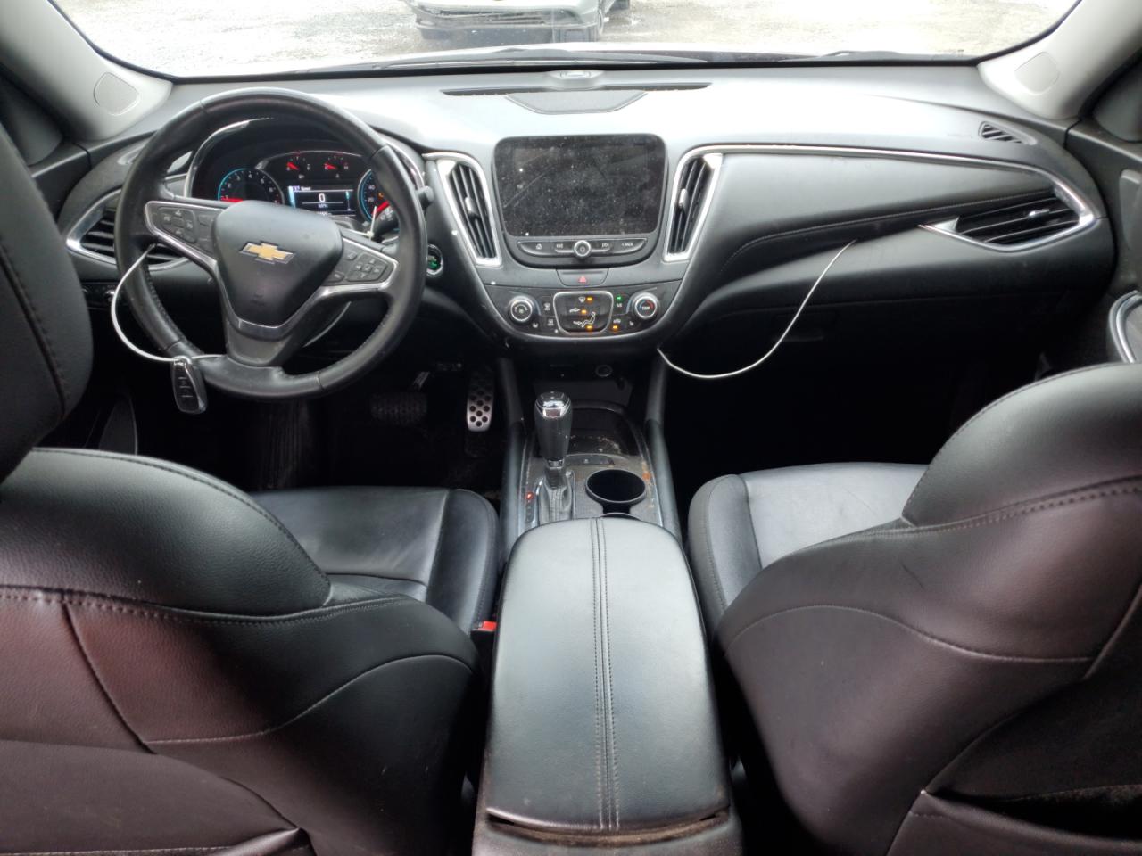 2016 Chevrolet Malibu - Image 8