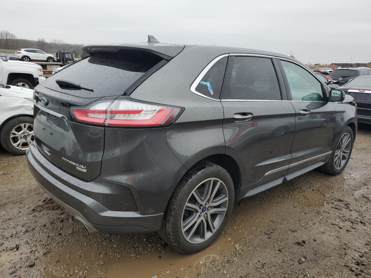 2019 Ford Edge - Image 3