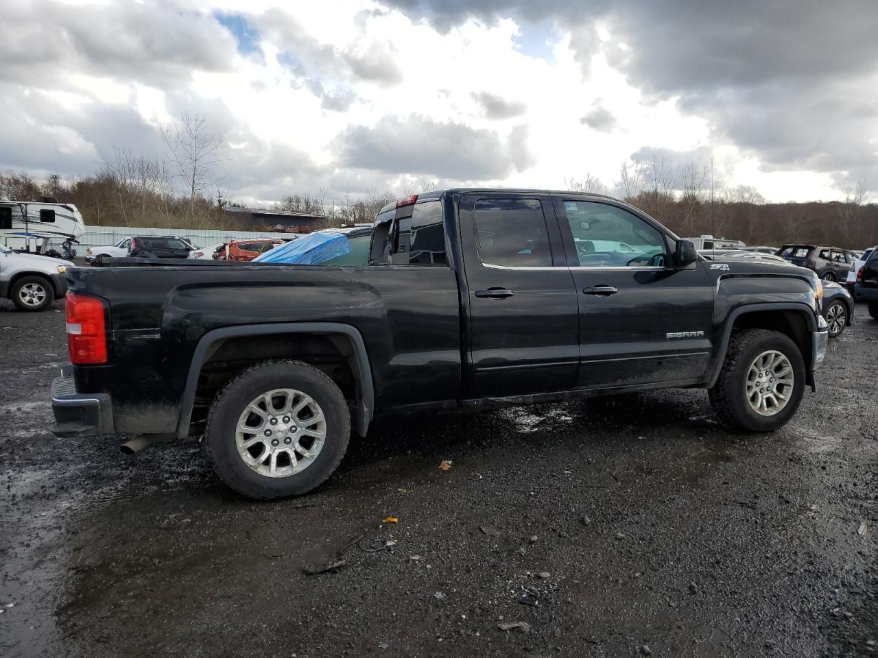 2015 GMC Sierra - Image 3