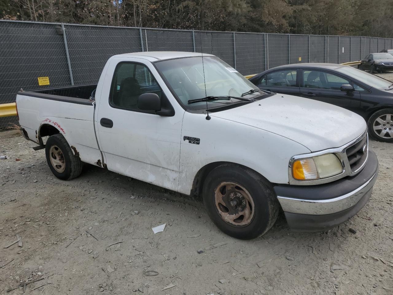 2003 Ford F-150 - Image 4