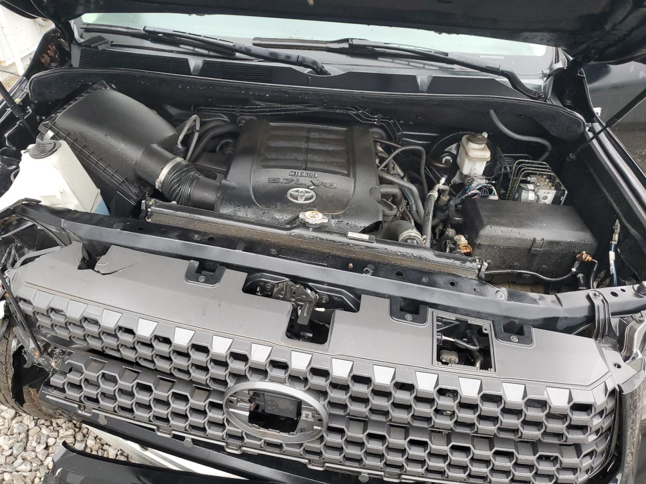 2019 Toyota Tundra - Image 11