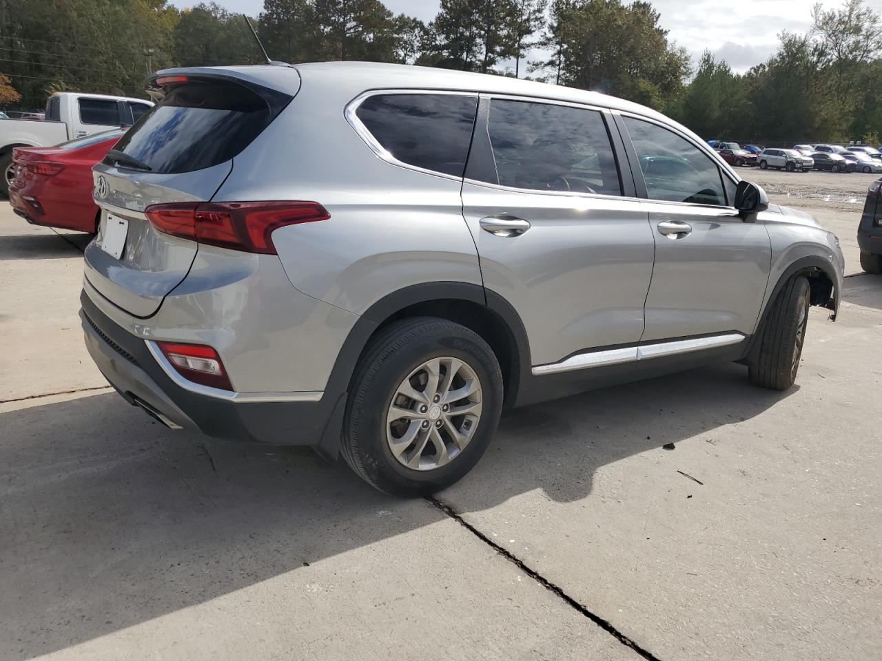 2020 Hyundai Santa Fe - Image 3