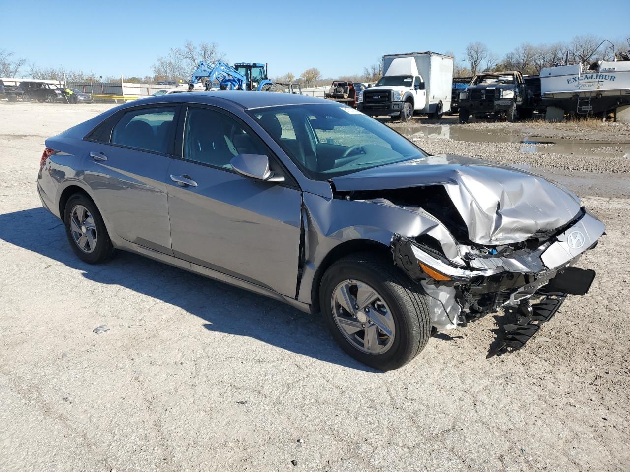 2024 Hyundai Elantra - Image 4