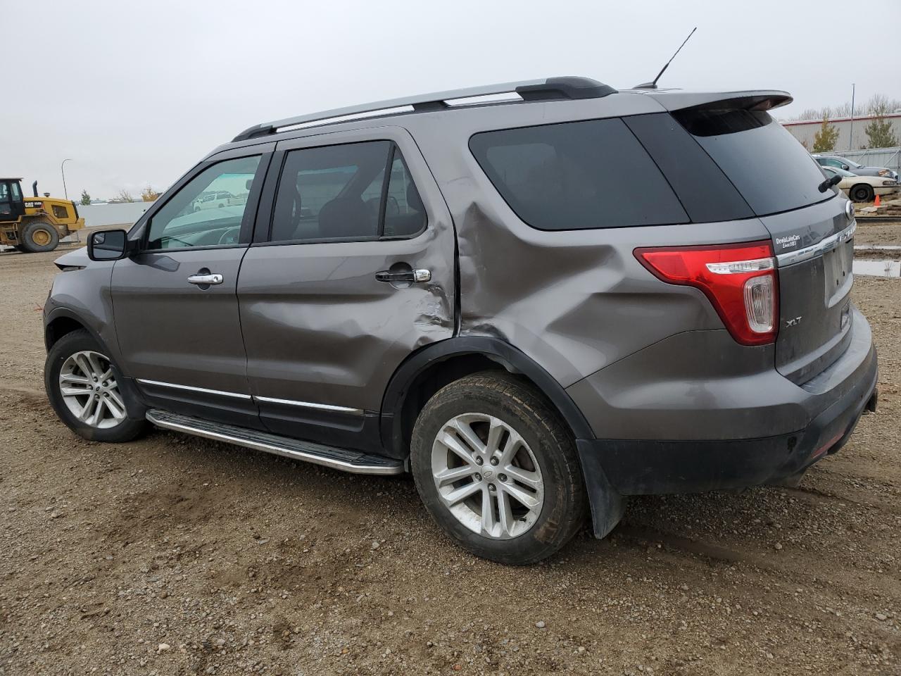 2013 Ford Explorer - Image 2