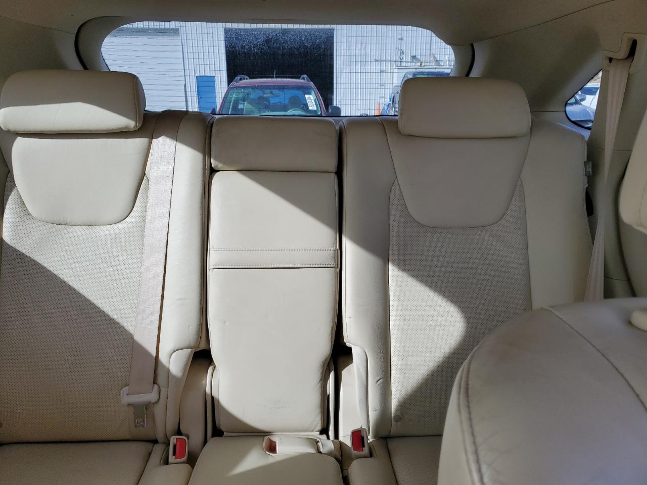 2010 Lexus RX - Image 10